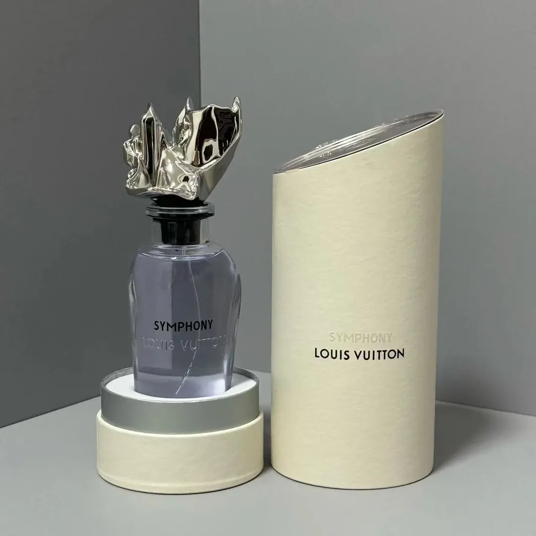 Signature Eau De Parfum — Photo 12