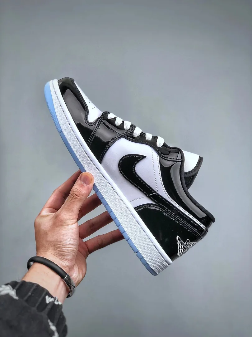 Air Jordan 1 Low Concord — Photo 2