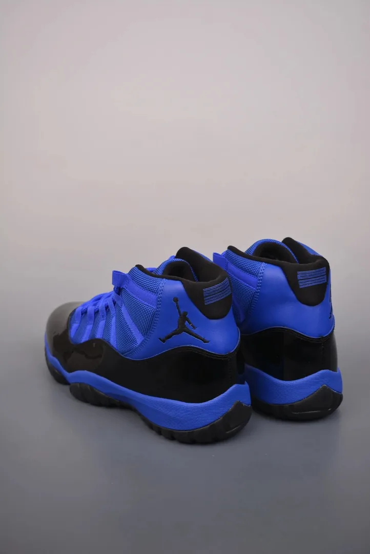 Air Jordan 11 Defining Moments — Photo 11