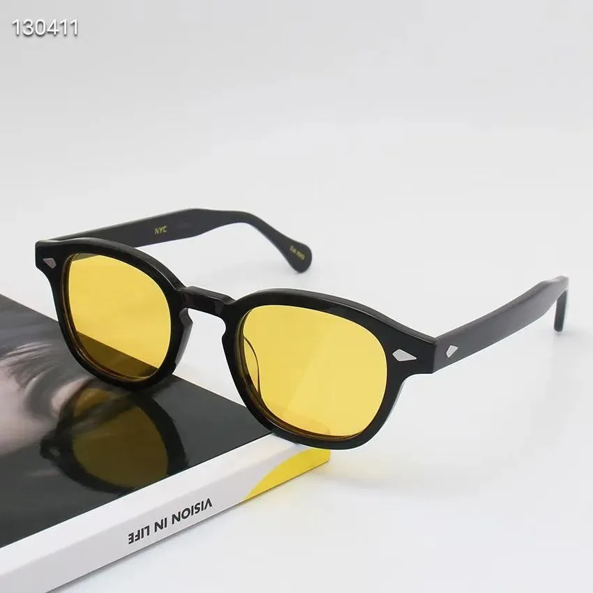 Sunglasses — Photo 8