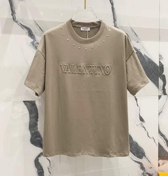 Short-Sleeve Tee — Photo 7
