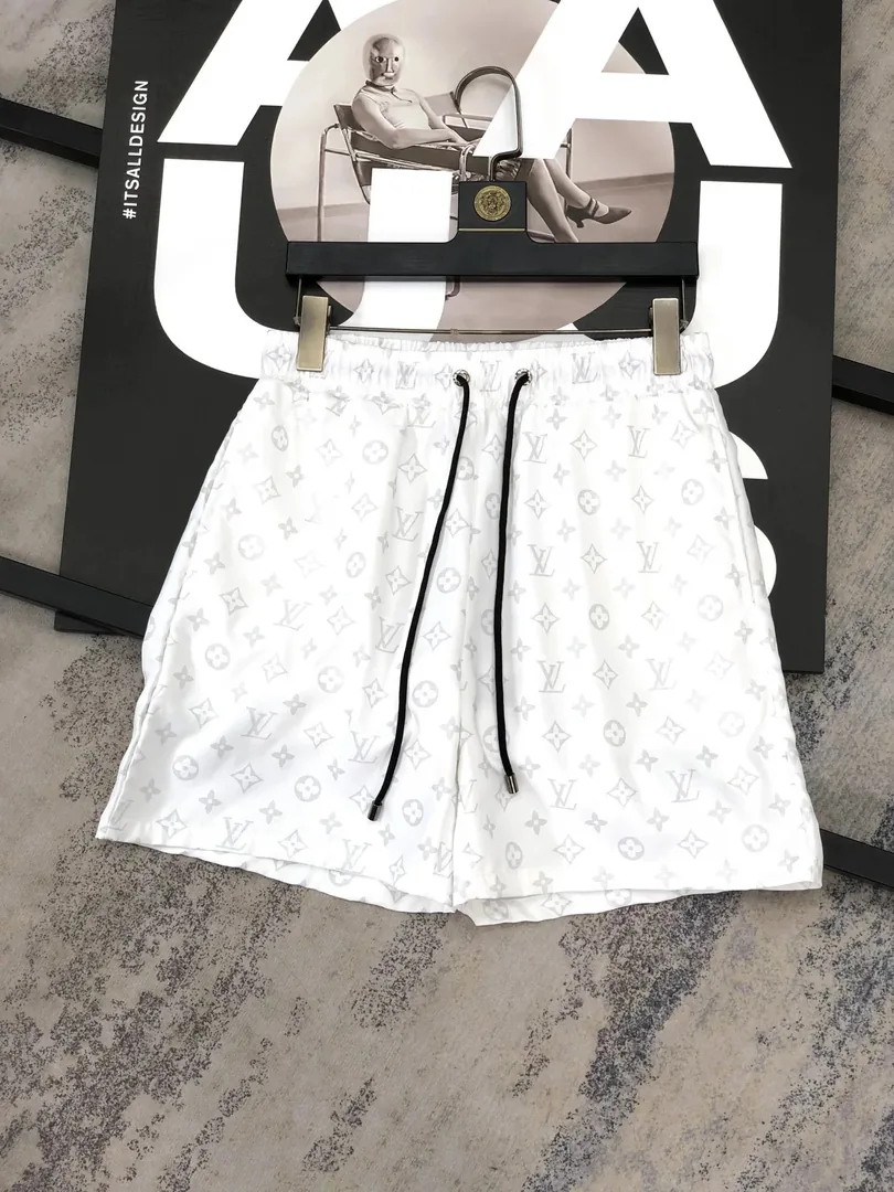 Louis Vuitton Monogram Shorts Collection — Photo 10