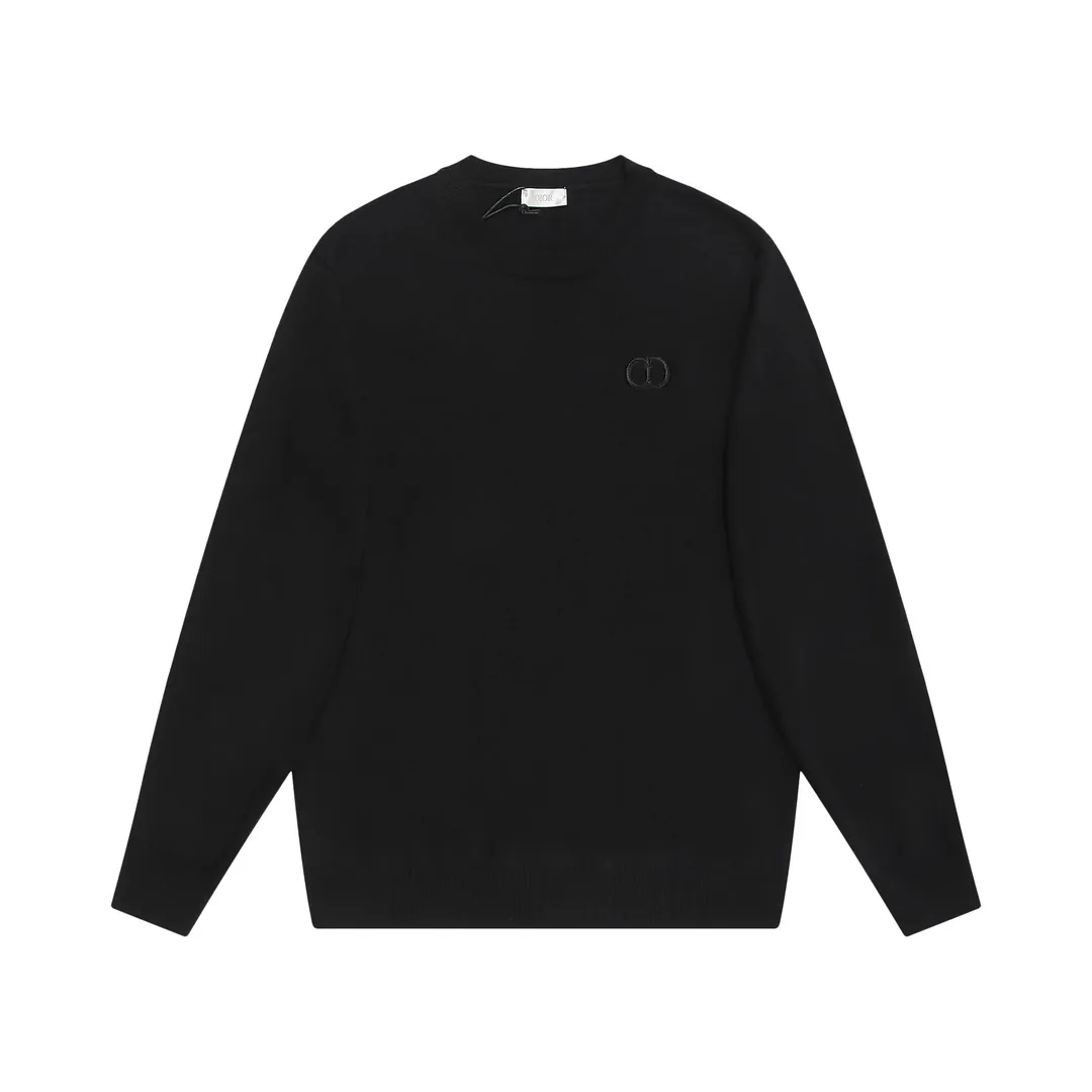 Long-Sleeve Tee — Photo 15