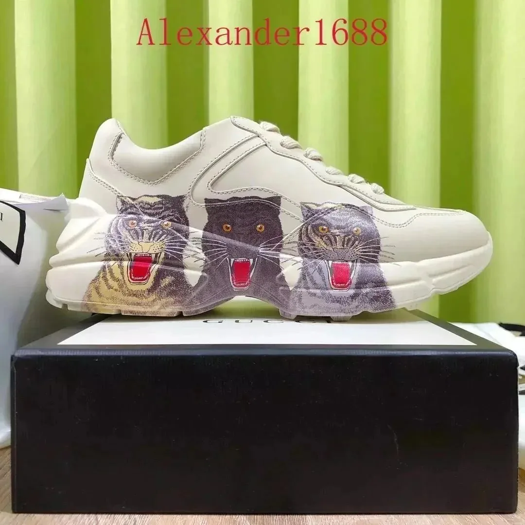 Gucci Rhyton Beige Trainers — Photo 11