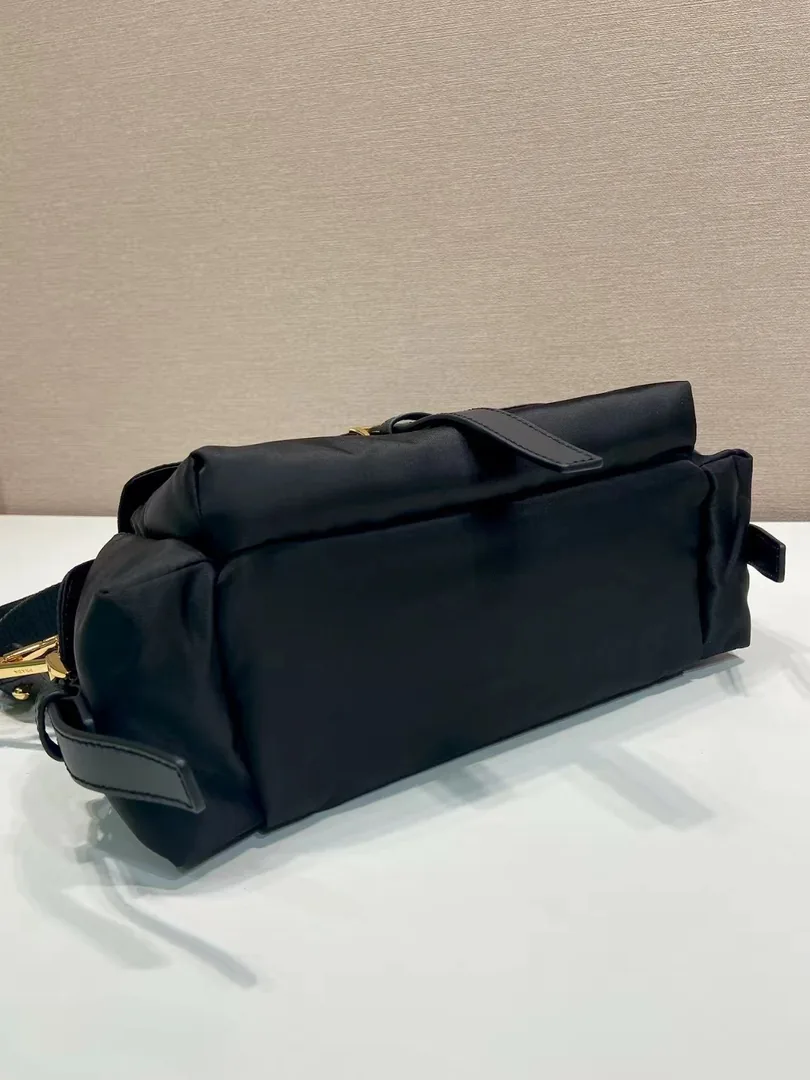 Prada Leather Handbag — photo 6
