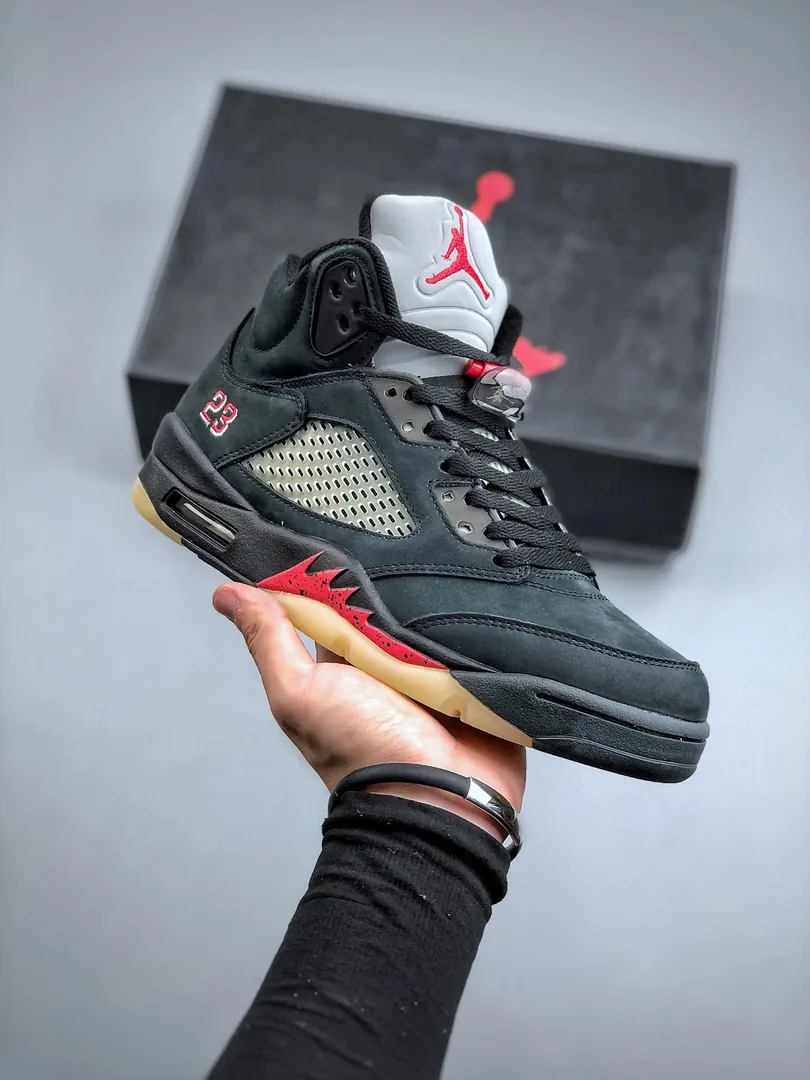 Air Jordan 5 Gore-Tex Off-Noir
