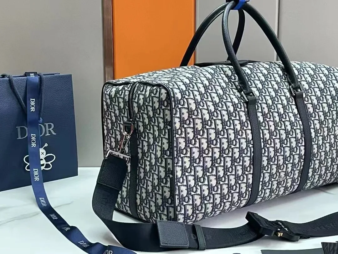 Dior Bag — Photo 6