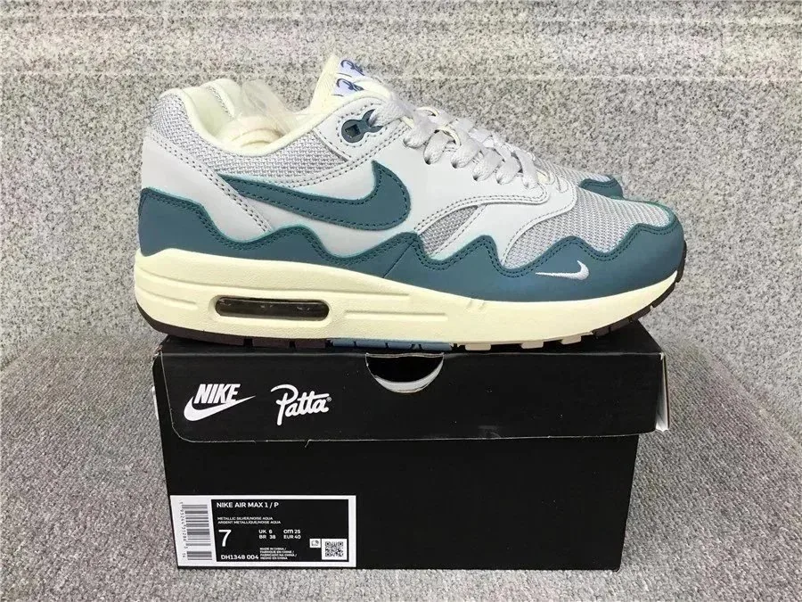 Nike Air Max 1 Lace-Up Runners — Photo 3