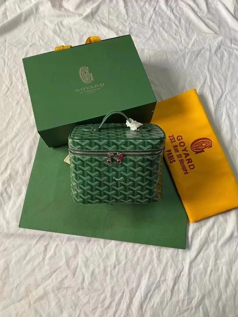 Goyard Double-Layer Satin Makeup Pouch — photo 4