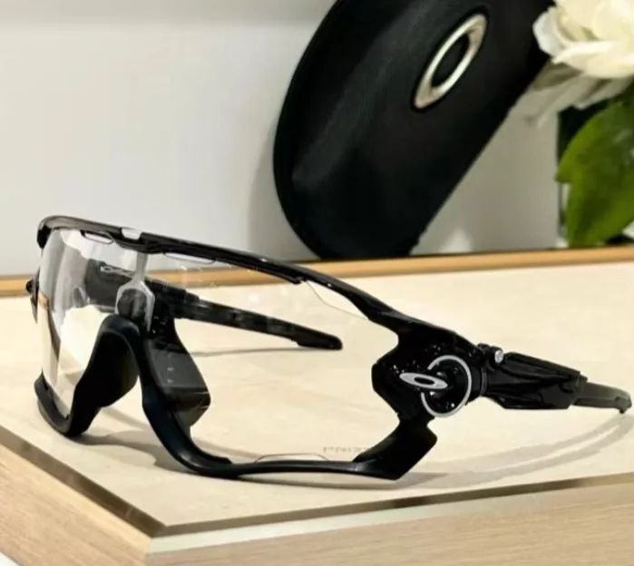 Lightweight Polarized Sunglasses — Photo 11