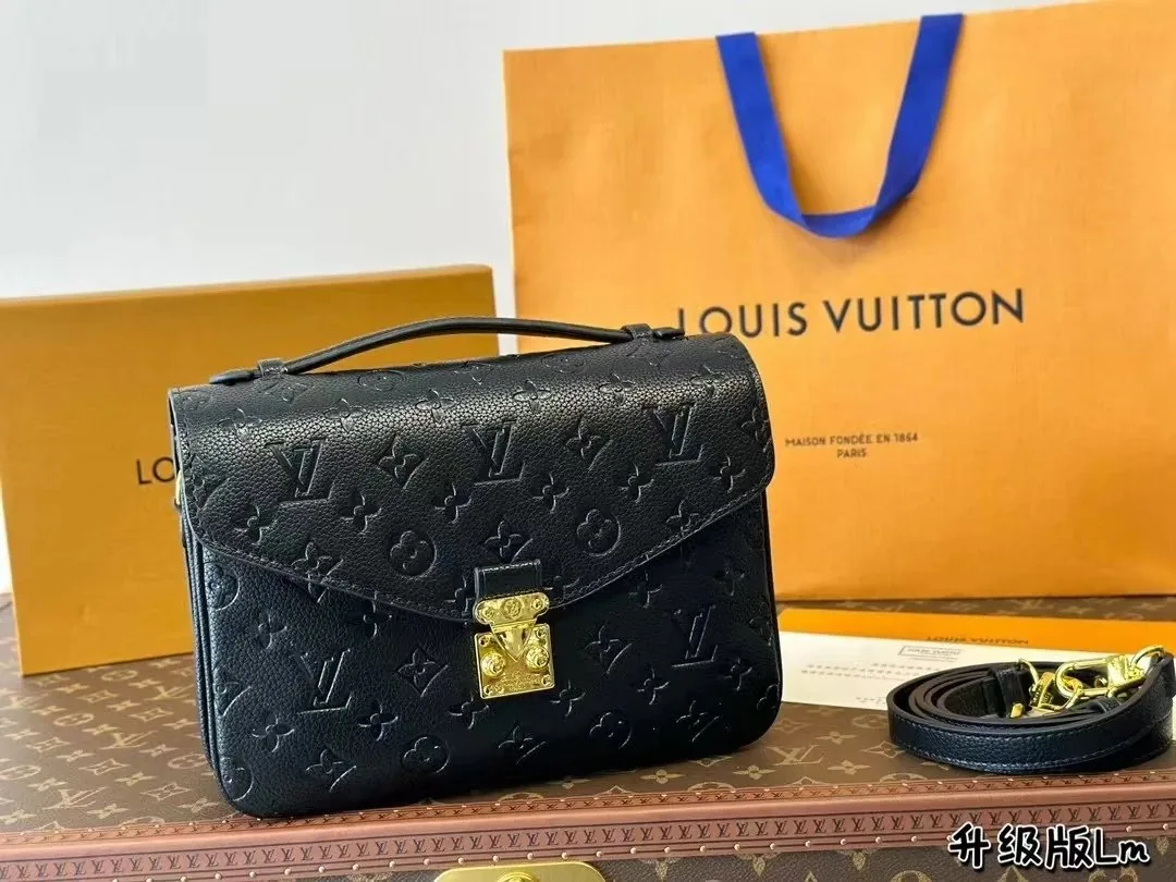 Louis Vuitton Leather Handbag