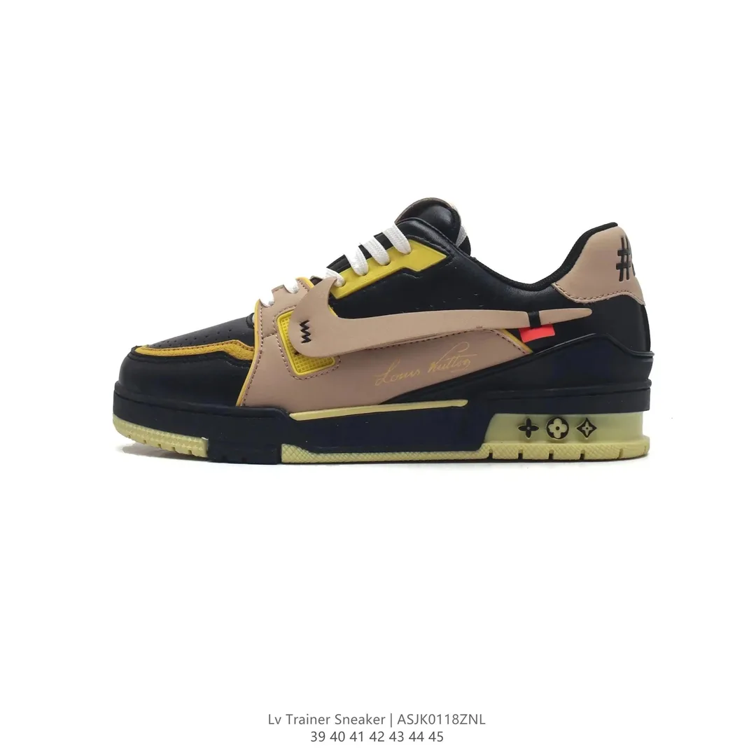 Louis Vuitton LV Trainer White Bee-Print Trainers — Photo 12