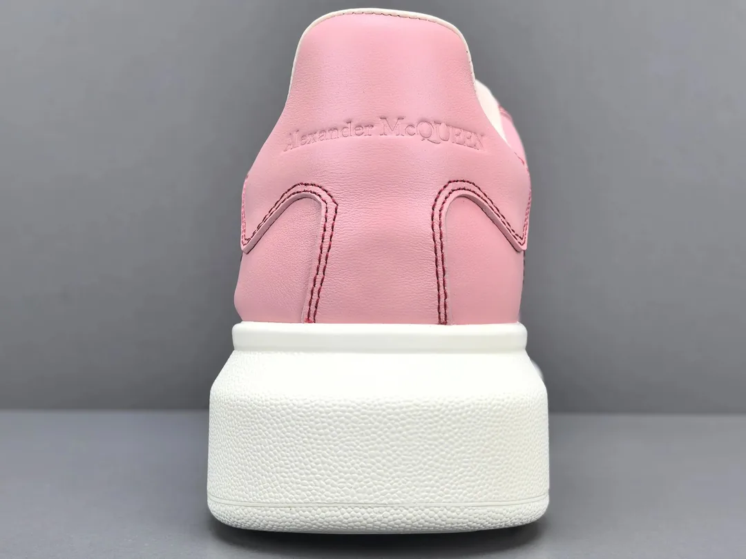 Alexander McQueen Oversized Sneaker Beige Calfskin Round-Toe — photo 9