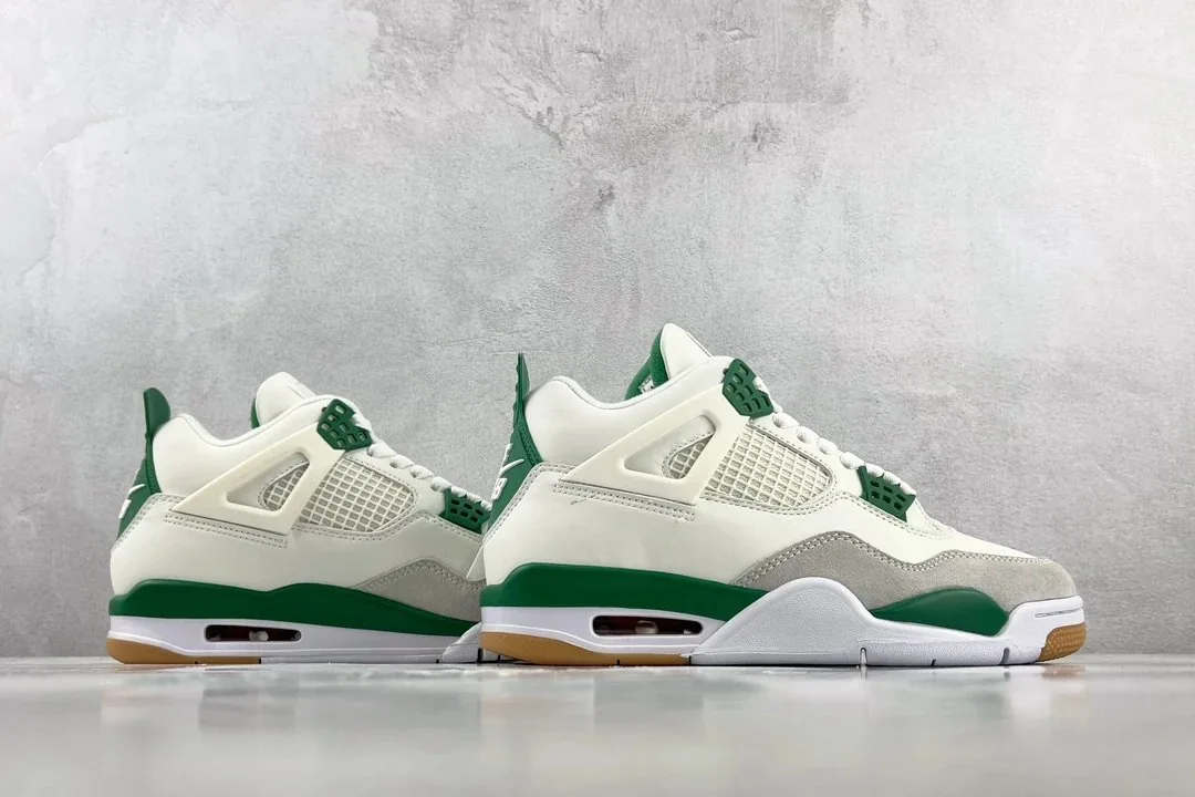 Air Jordan 4 Pine Green — photo 6