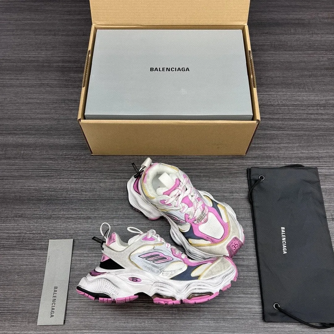 Balenciaga Cargo Sneaker Black Bigfoot Chunky Sneakers — Photo 5