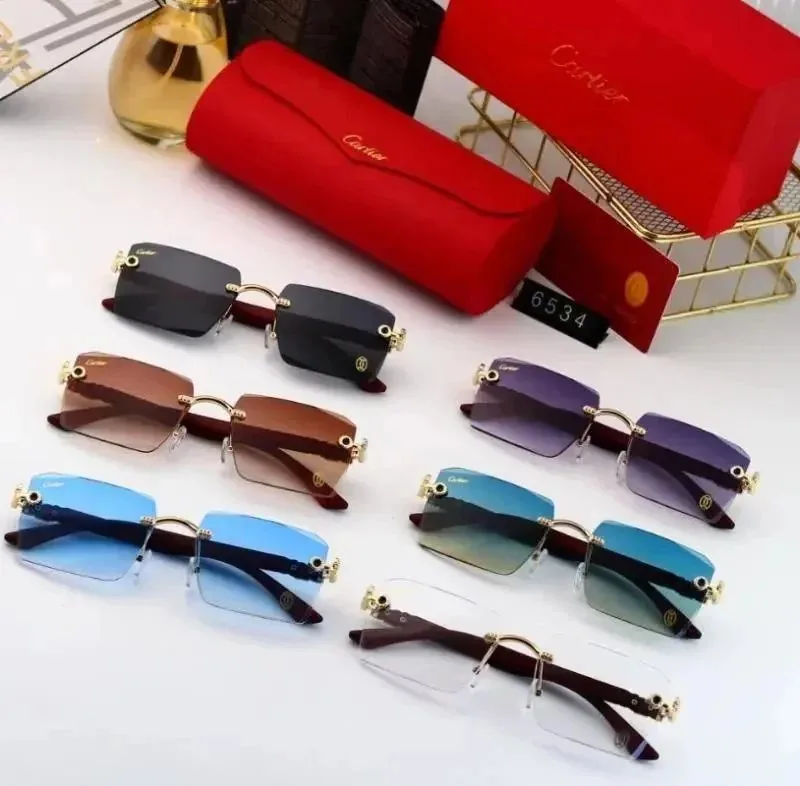 Street Style Sunglasses — Photo 2