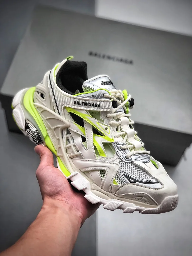 Balenciaga Track 2 Bag — Photo 7