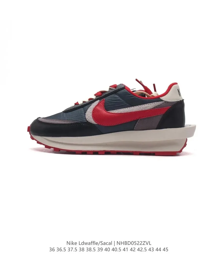 Nike Sacai LDWaffle Trainers — QC