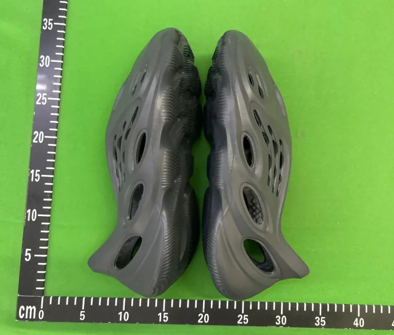 Foam Slides — Photo 15