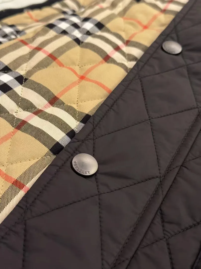 Fabric Detail Accessory — Photo 3