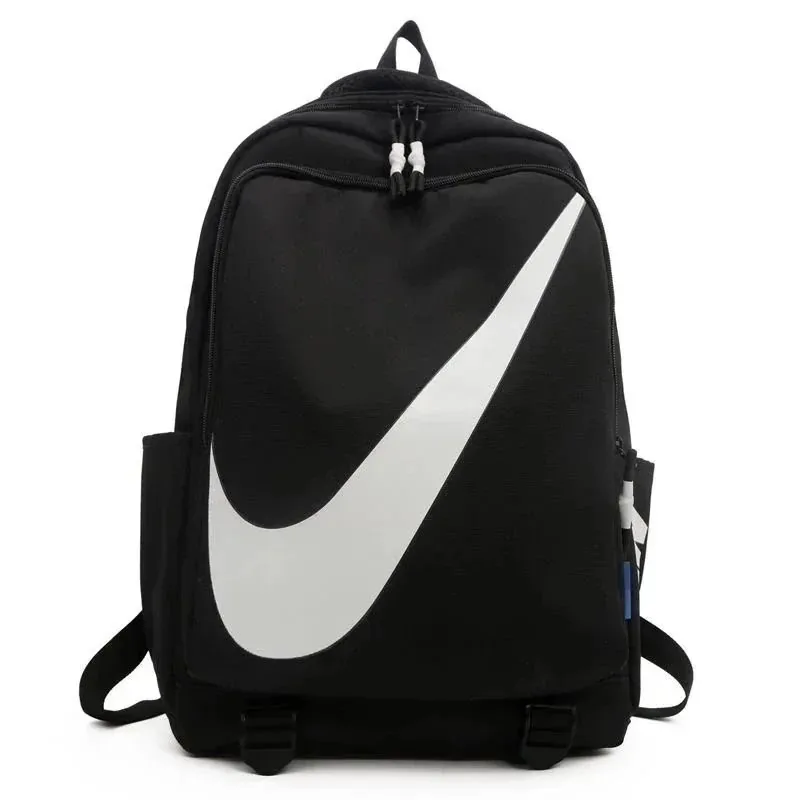 Large Capacity Student Backpack — Photo 3