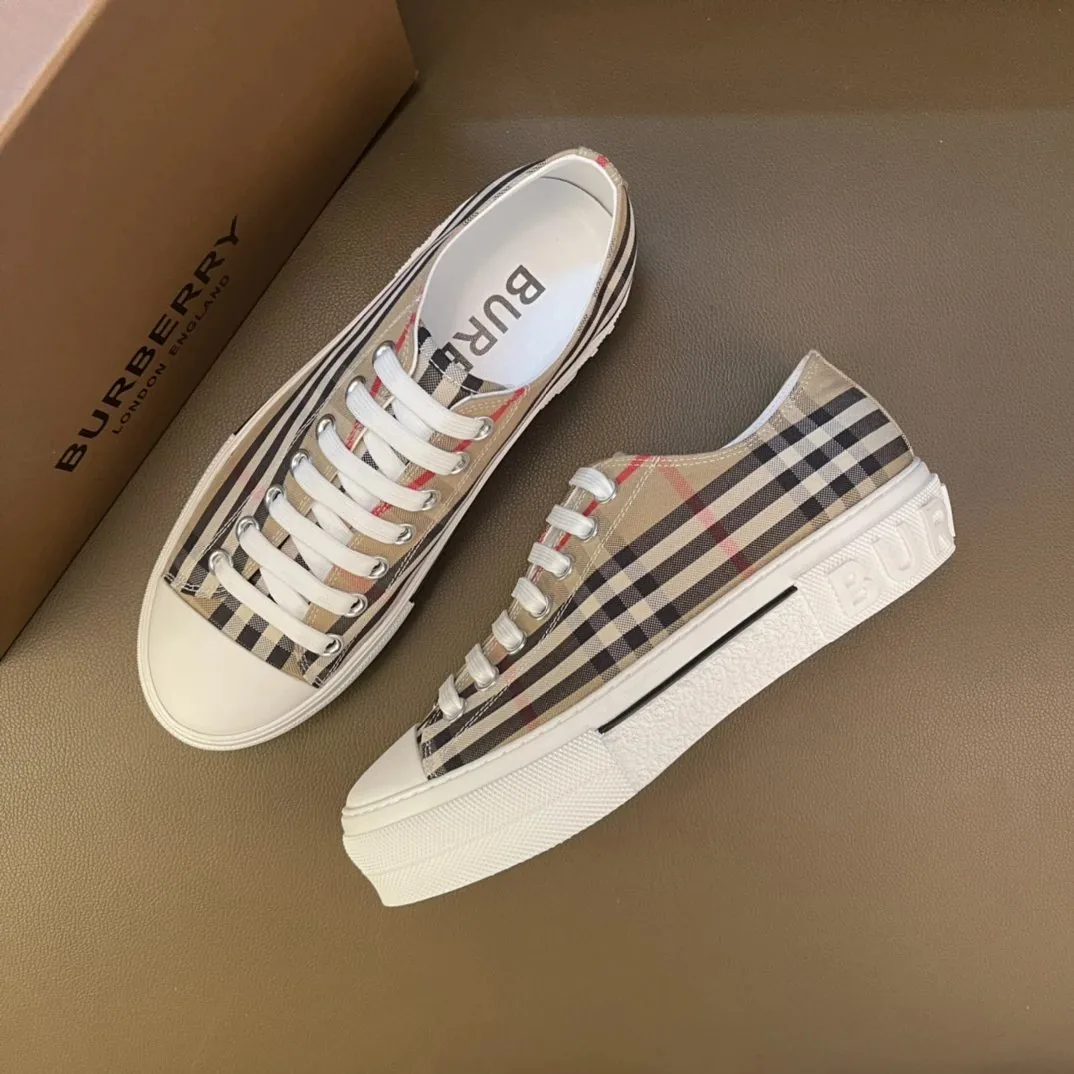 Burberry Grey Vintage Check Sneakers — QC