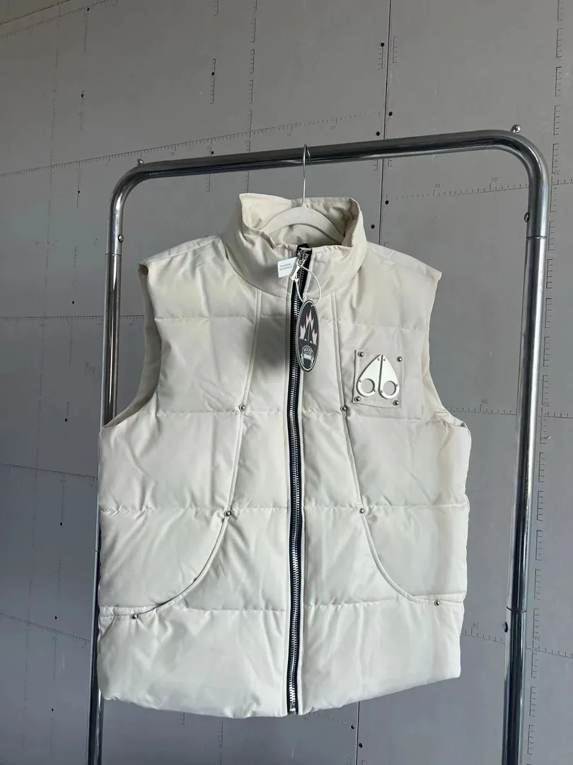 Down Jacket — Photo 5