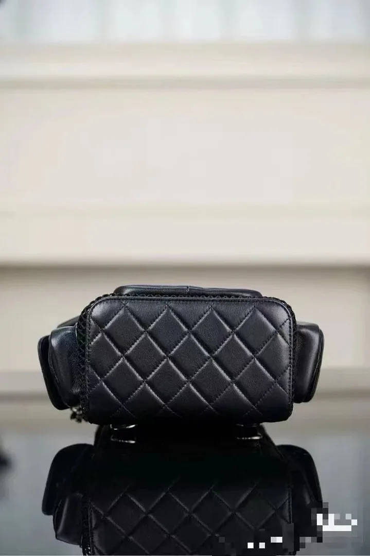 Celine Leather Bag — Photo 3