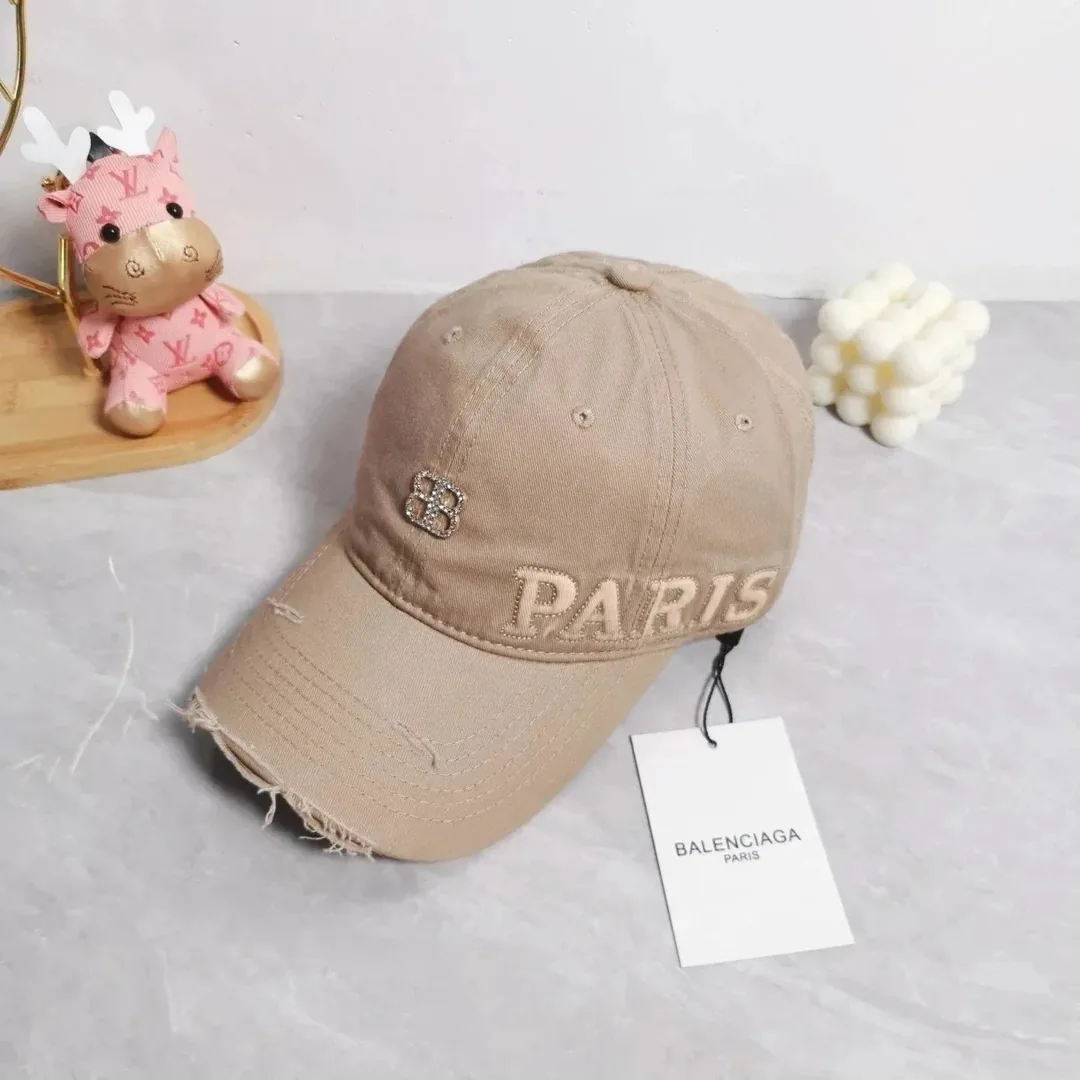 Balenciaga Allover Logo Baseball Cap — Photo 11