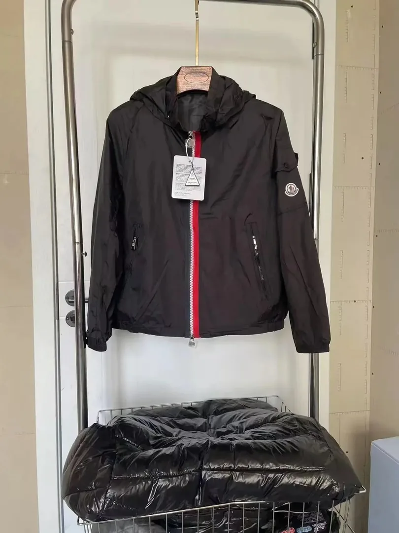 Moncler Jacket — Photo 7