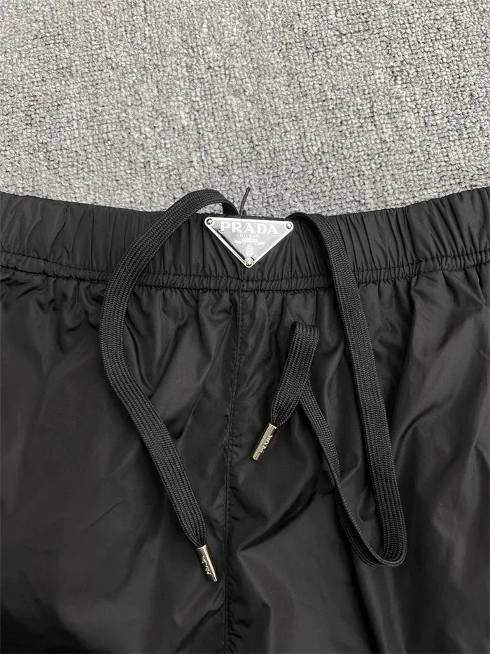 Fabric Detail Shorts — QC