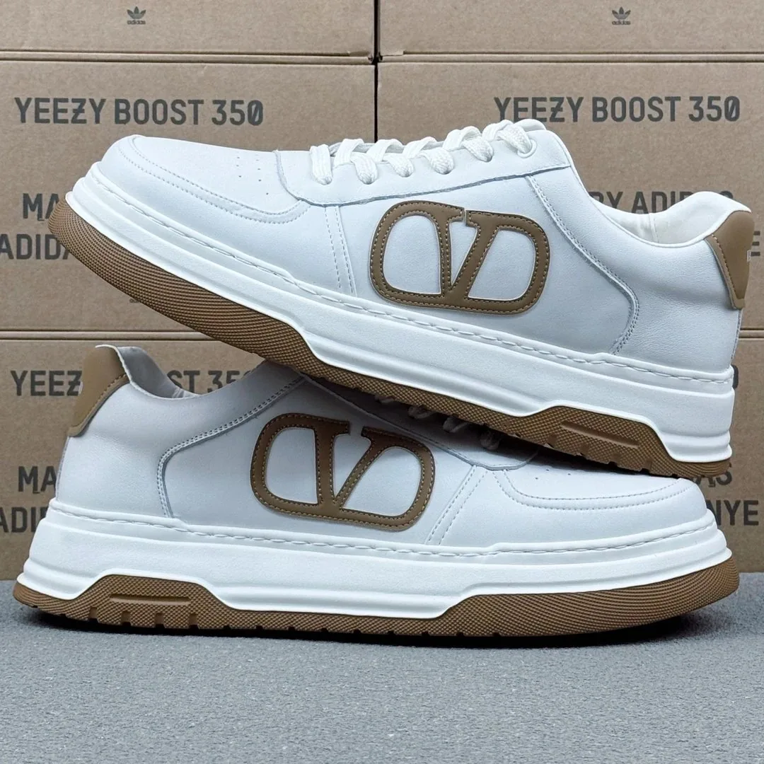 Valentino Rockstud White Platform Sneakers — photo 12