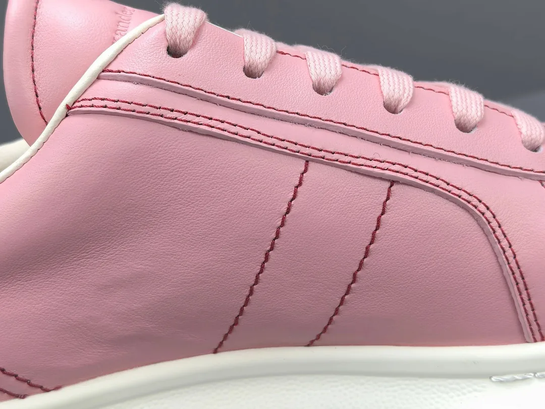 Alexander McQueen Oversized Sneaker Beige Calfskin Round-Toe — photo 10