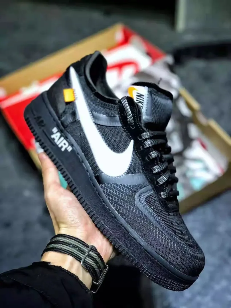 Off-White Air Force 1 University