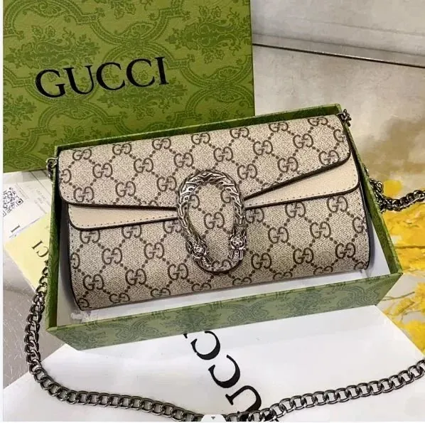Gucci Dionysus GG Supreme Chain Wallet Bag