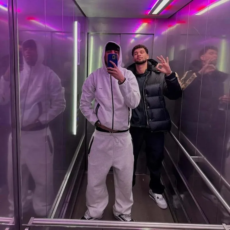 Hoodie