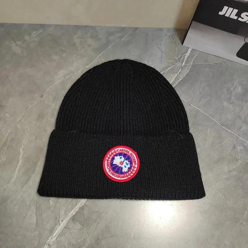 Canada Goose Arctic Disc Logo Knit Beanie