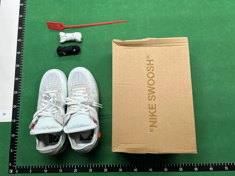 Off-White Sneakers
