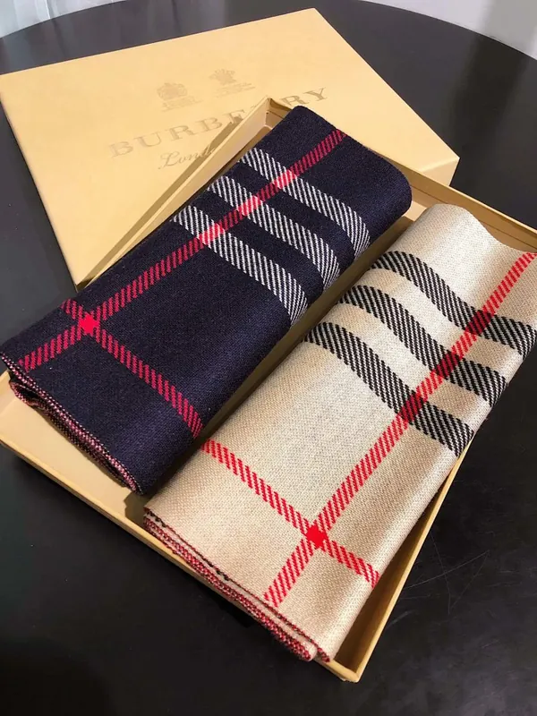 Burberry Vintage Check Cashmere Scarf