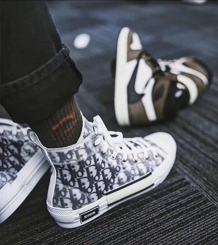 Dior B23 Sneakers