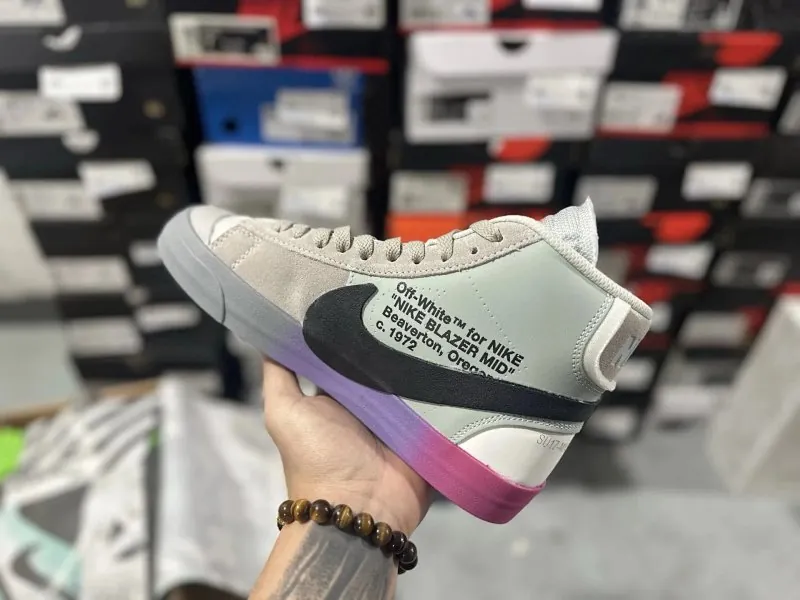 Nike Blazer Mid Sneakers