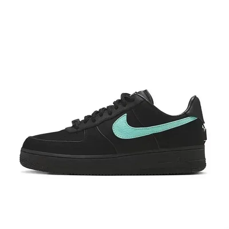 Nike Air Force 1 Sneakers