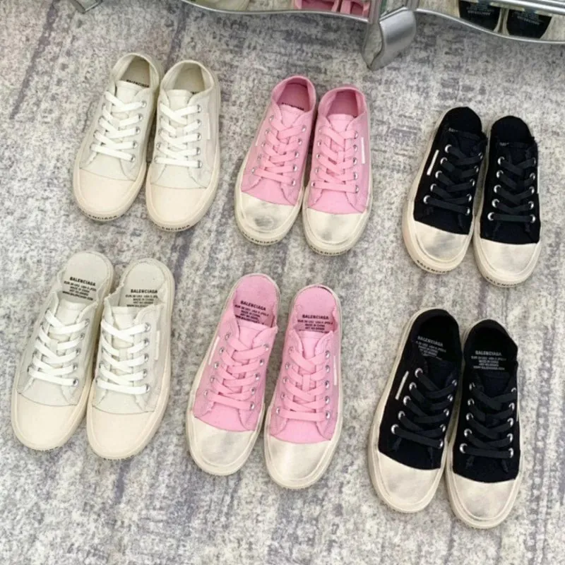 Miu Miu Sneakers